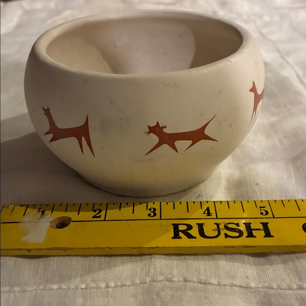 Native American Look Bowl Pottery The Upjohn Company Bowl Pottery Animal Pattern
